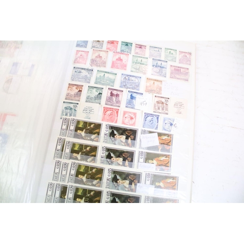 444 - Collection of loose kilo ware stamps and loose first day covers (mostly late 20th Century, some earl... 