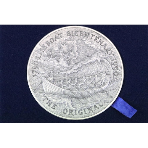 122 - A Royal Mint Bi-Centenary of the launch of 'The Original' lifeboat 1790-1990 commemorative silver me... 