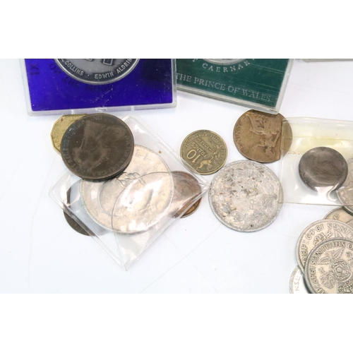 158 - A large collection of mainly British pre decimal coins to include King George III and Queen Victoria... 