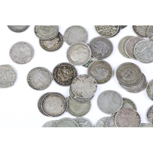 160 - A large collection of British pre decimal silver threepence coins to include Queen Victoria examples... 