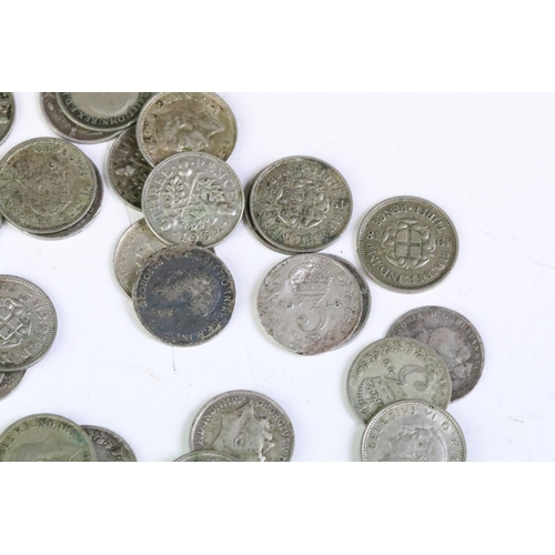 160 - A large collection of British pre decimal silver threepence coins to include Queen Victoria examples... 