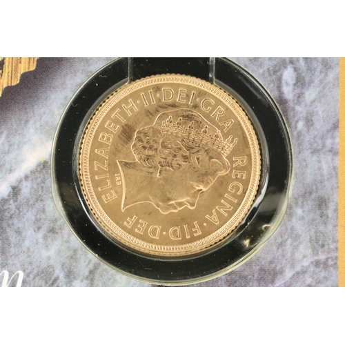 184 - A British Royal Mint Queen Elizabeth II 2000 uncirculated gold full sovereign coin.