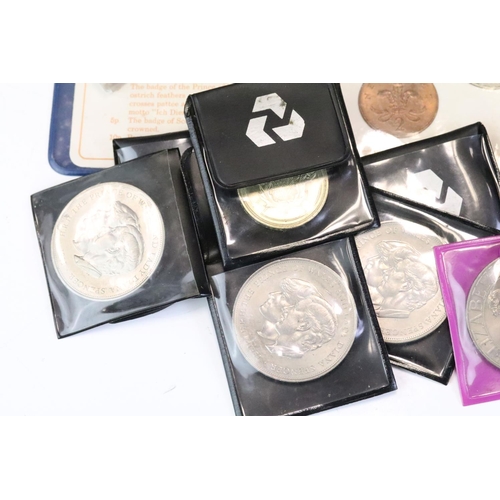 189 - A collection of mainly United Kingdom pre decimal coins to include Queen Victoria and King George II... 