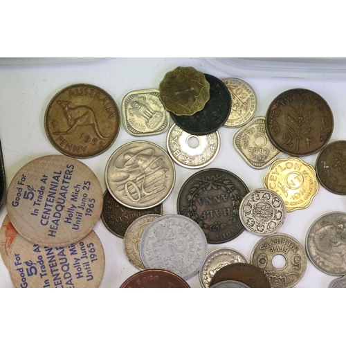 190 - A collection of world coins with examples from France, Germany, Belgium, United States, Africa, Pale... 