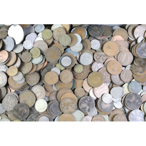 205 - A large collection of mainly British pre decimal and world coins to include some silver examples, co... 