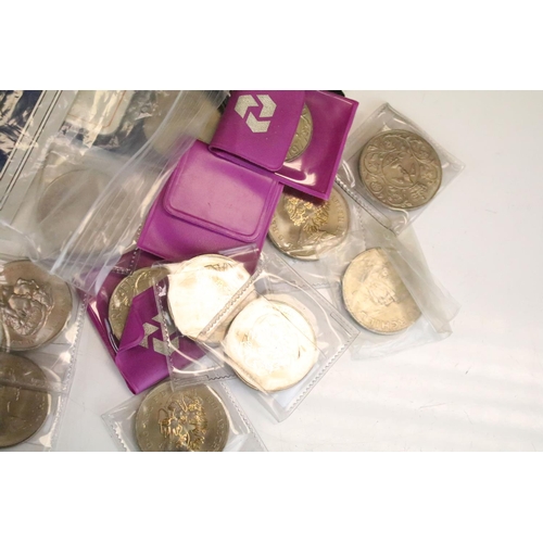 30 - A collection of coins to include a trade box of commemorative crowns together with a large selection... 