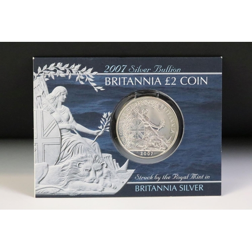 37 - Three Royal Mint United Kingdom fine silver Britannia £2 coin to include 2006, 2007 and 2009 example... 