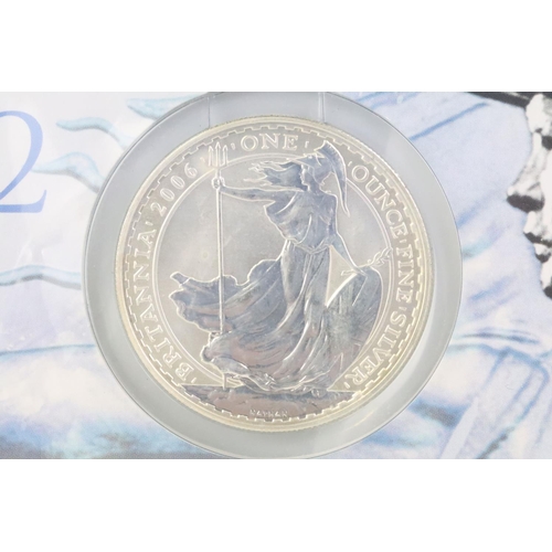 37 - Three Royal Mint United Kingdom fine silver Britannia £2 coin to include 2006, 2007 and 2009 example... 