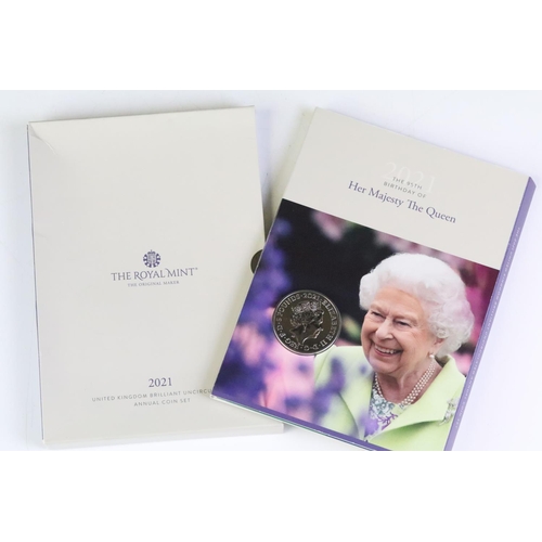 39 - A collection of Royal Mint Uncirculated coin sets to include six year sets, £5 coins, 50p coins and ... 