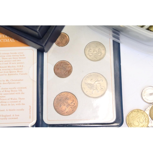 40 - A collection of mixed coins to include a large selection of world coins, collectors coins, commemora... 