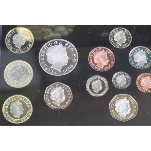 44 - A Royal Mint United Kingdom 2009 Executive twelve coin proof set to include the Kew Gardens 50p coin... 