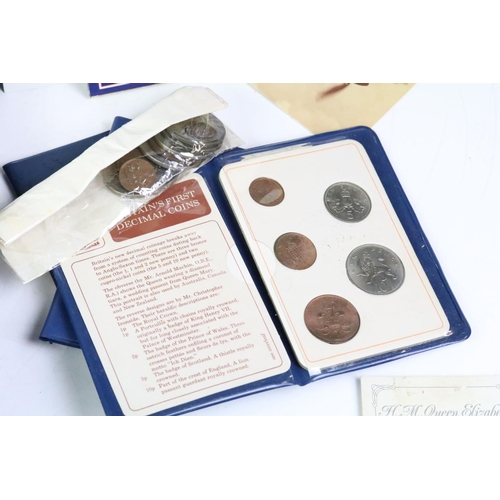 217 - A collection of uncirculated commemorative proof coins to include a cased set of Legendary Aircraft ... 