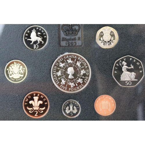 226 - A collection of six United Kingdom Royal Mint proof coin year sets to include 1992, 1994, 1991, 1986... 