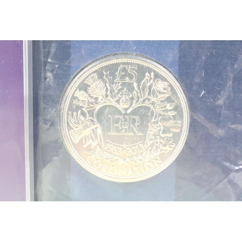 233 - A collection of Royal Mint United Kingdom commemorative £5 coins and Crown, to include the 2005 Batt... 