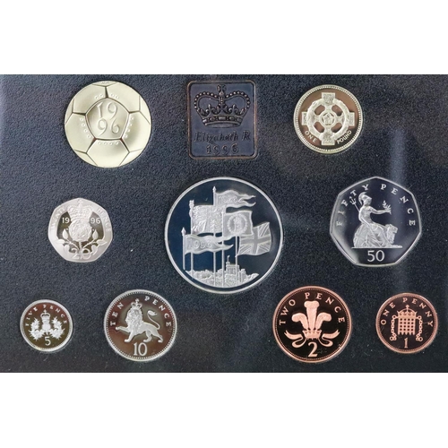 269 - A collection of six Royal Mint annual proof coin year sets to include 1989, 1998, 1999, 1995, 1996 a... 