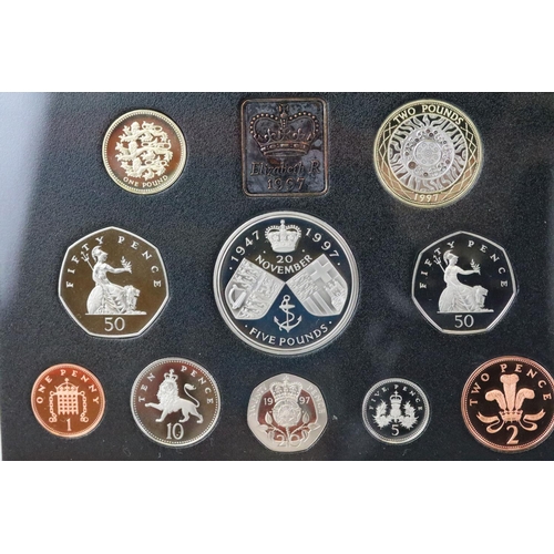 269 - A collection of six Royal Mint annual proof coin year sets to include 1989, 1998, 1999, 1995, 1996 a... 