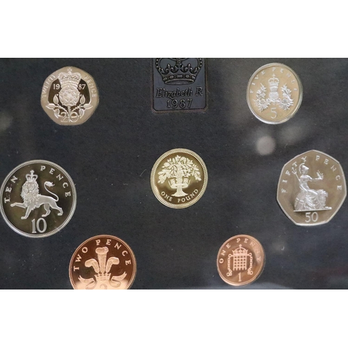 123 - A collection of nine Royal Mint proof coin year sets to include 1993, 1994, 1988, 1989, 1986, 1987, ... 