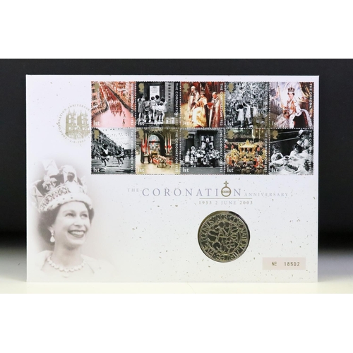 152 - A collection of approx eighteen £5 coin / stamp covers to include 2000 Royal Four Generations, 2015 ... 