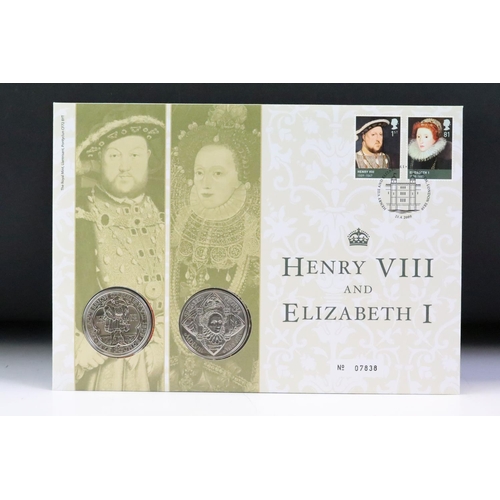 152 - A collection of approx eighteen £5 coin / stamp covers to include 2000 Royal Four Generations, 2015 ... 