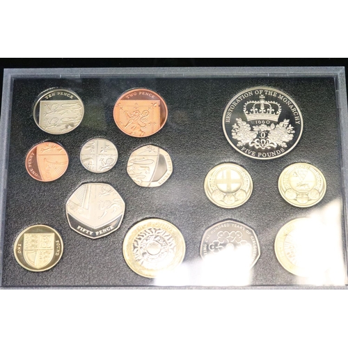 58 - A Royal Mint United Kingdom 2010 executive thirteen coin proof set, in original fitted display case ... 