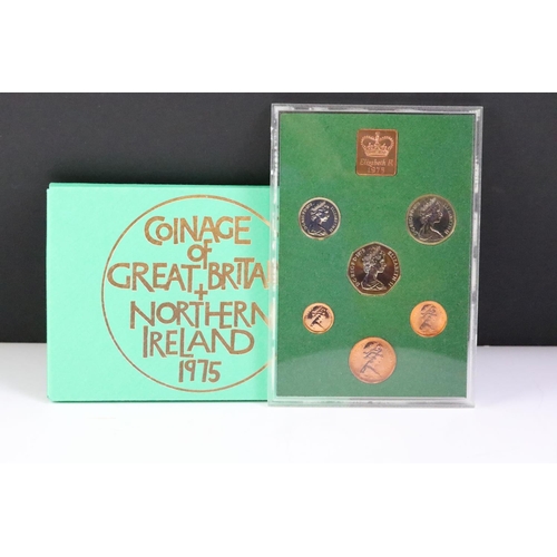 230 - A collection of ten Royal Mint brilliant uncirculated coin year sets to include 1981, 1980, 1979, 19... 