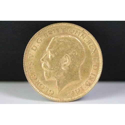 238 - A British King George V 1912 gold half sovereign coin.