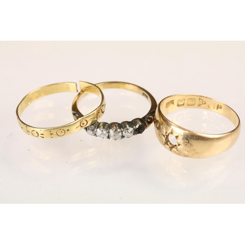 152 - Three gold rings to include a an18ct gold five stone diamond ring (one diamond missing, size M, mark... 