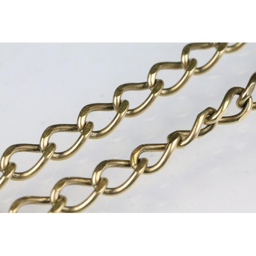 168 - 9ct gold hallmarked heart padlock bracelet with a curb a link chain. Hallmarked London to clasp.