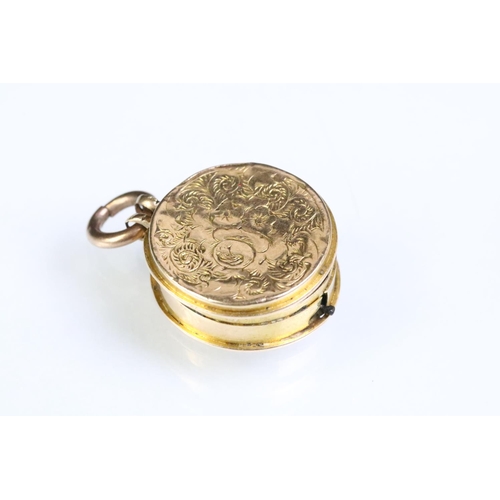 235 - 19th Century Victorian gaming dice spinner pendant being gold cased and housing three miniature dice... 