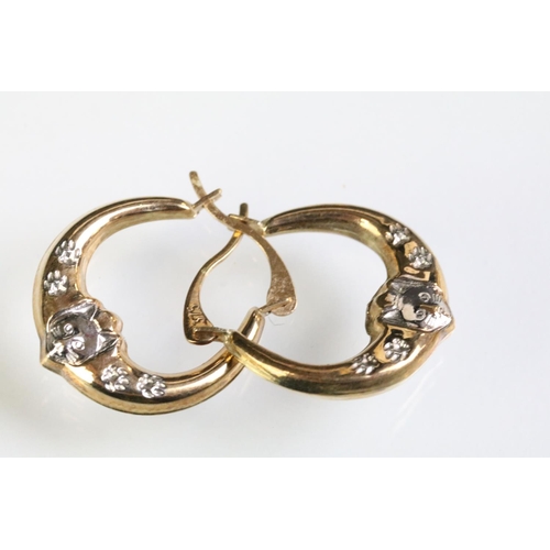 250 - Collection of gold earrings to include a pair of 9ct gold and opal stud earrings (marked 9ct), p air... 