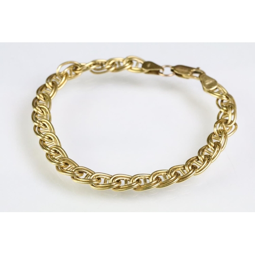 185 - 18ct gold double anchor link bracelet chain with a lobster clasp. Italian 750 mark to clasp. Measure... 