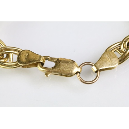 185 - 18ct gold double anchor link bracelet chain with a lobster clasp. Italian 750 mark to clasp. Measure... 