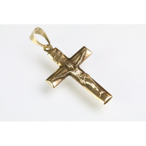 201 - 9ct gold hallmarked cross over ring set with an oval cut clue stone (hallmarked London, size T.5), t... 