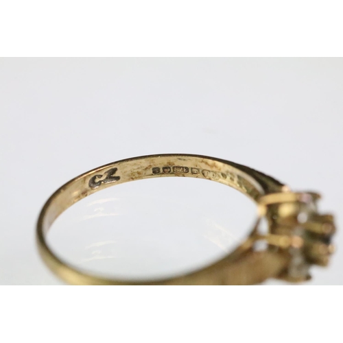 213 - Group of jewellery to include a hallmarked 9ct gold childs bangle having engraved foliate details (h... 