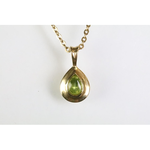 95 - Hallmarked 9ct gold and peridot pendant necklace (hallmarked Sheffield 1995), together with a silver... 