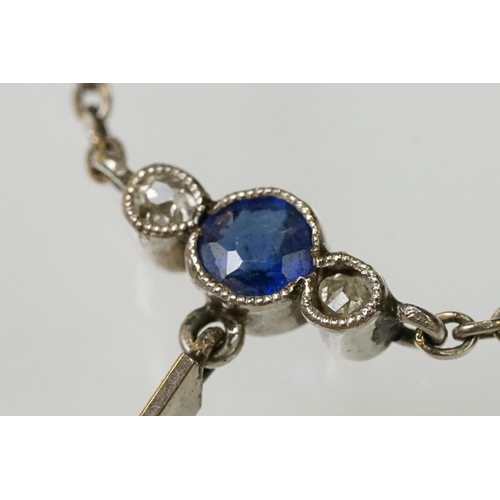 10 - Early 20th Century Edwardian sapphire and diamond pendant necklace. The necklace having a pendant dr... 