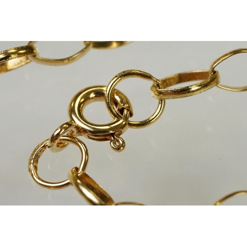 115 - 9ct gold oval link necklace chain with a spring ring clasp. Hallmarked Sheffield 1990 to jump link. ... 