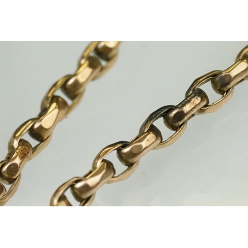 133 - Victorian 9ct yellow gold long guard chain having faceted oval links with swivel clasp. Marked 9ct t... 