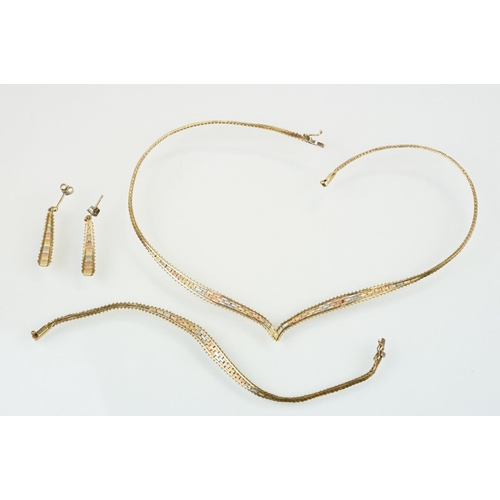 173 - 9ct gold tri colour demi parure jewellery suite to include a wishbone necklace, bracelet and drop ea... 