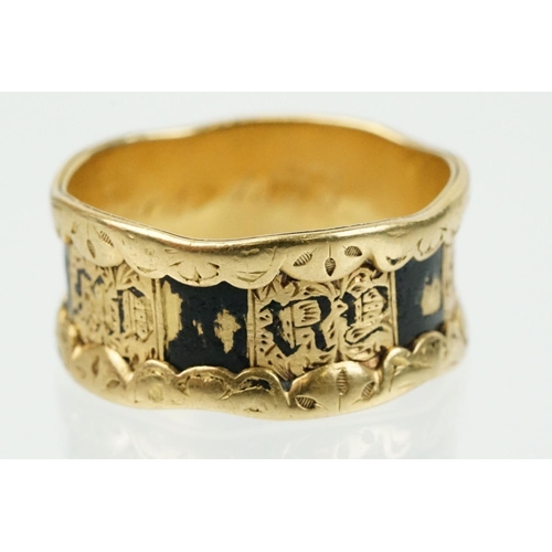 271 - 19th Century Victorian 18ct gold mourning ring with traces of black enamel and engraved dedication t... 