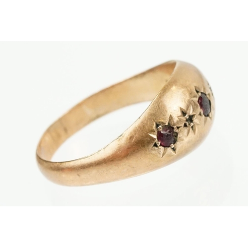 341 - 18ct gold and purple stone ring being having a round cut purple stone in a four prong setting (marke... 