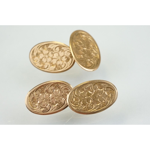 378 - Group of gold jewellery to include a pair of 9ct gold hallmarked oval head cufflinks, hallmarked 9ct... 