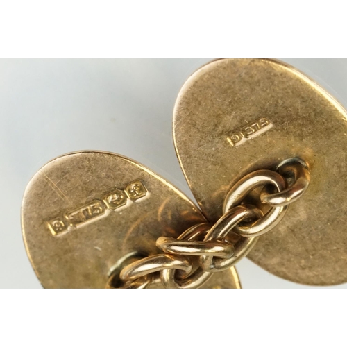 378 - Group of gold jewellery to include a pair of 9ct gold hallmarked oval head cufflinks, hallmarked 9ct... 