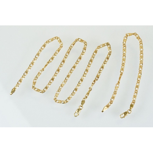 52 - Hallmarked 9ct gold fancy link necklace chain and matching bracelet. Hallmarked Sheffield to jump li... 