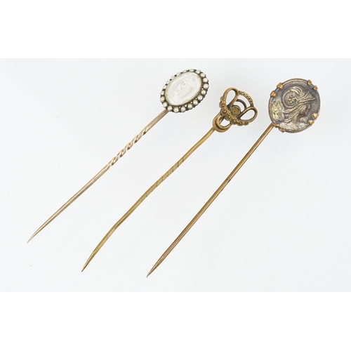 72 - Collection of 19th Century and antique jewellery to include a rose metal stick with reverse carved c... 