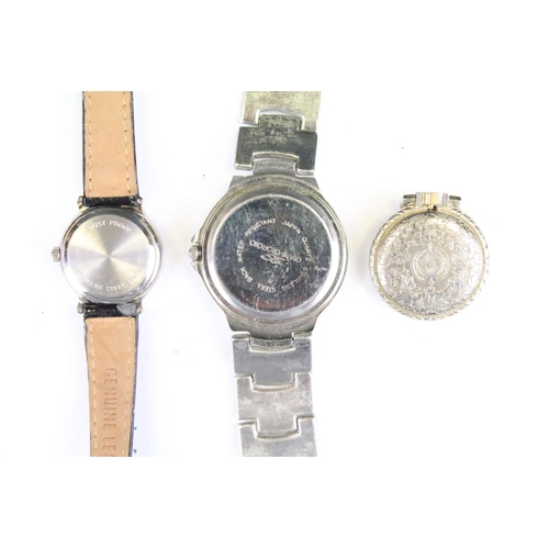 401 - A large collection of vintage and contemporary ladies mechanical and quartz wristwatches to include ... 