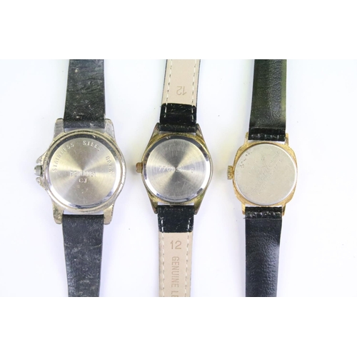 401 - A large collection of vintage and contemporary ladies mechanical and quartz wristwatches to include ... 