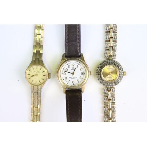 401 - A large collection of vintage and contemporary ladies mechanical and quartz wristwatches to include ... 