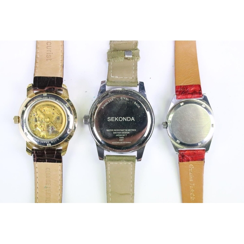 405 - A collection of ten mechanical and quartz wristwatches to include Avia, Sekonda, Accurist, Tissot, C... 