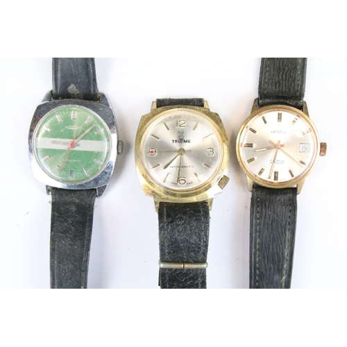 412 - A collection of ten mainly mechanical vintage wristwatches to include Premia, Montine, Everite, Cron... 